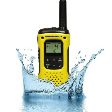 Walkie Talkie Motorola Go Anywhere PMR T92 IP67 Black-Yellow with Led Torch and Hands Free Connector 2.5mm. Coverage 10km